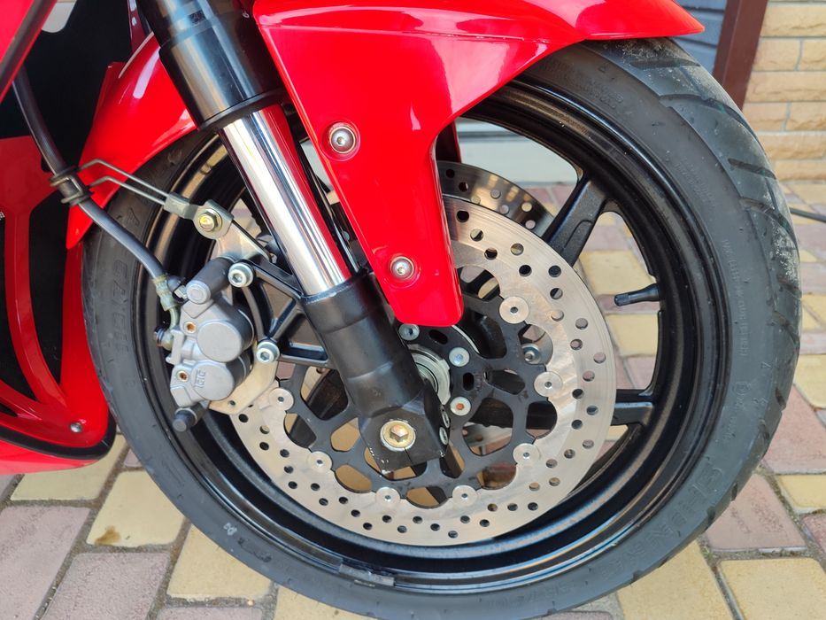 Hyosung GT250R 2013