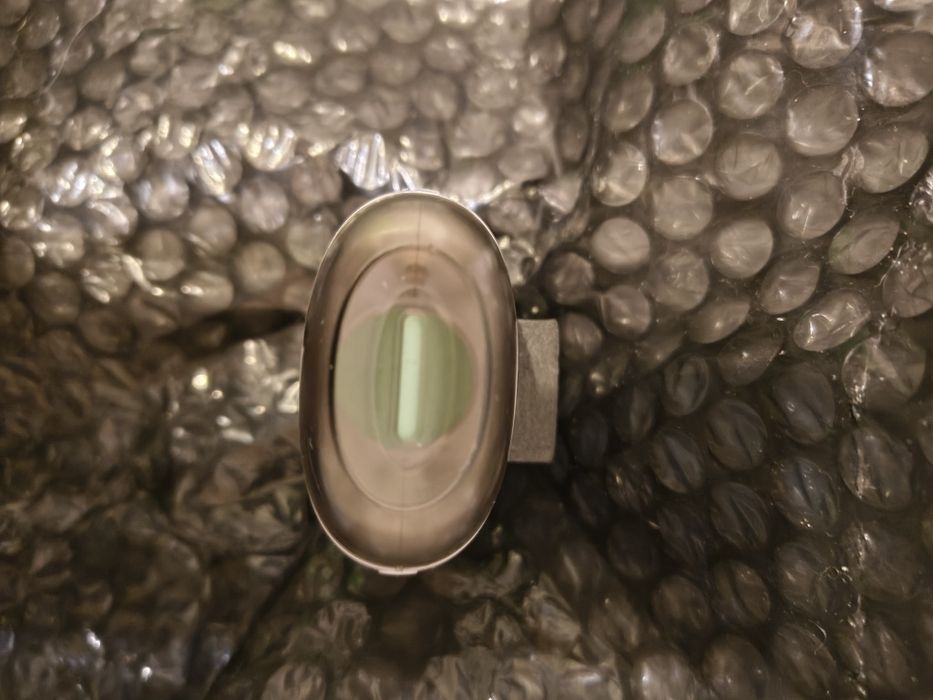 Elektryczny obcinacz  do paznokci