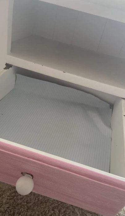 Mesa de cabeceira