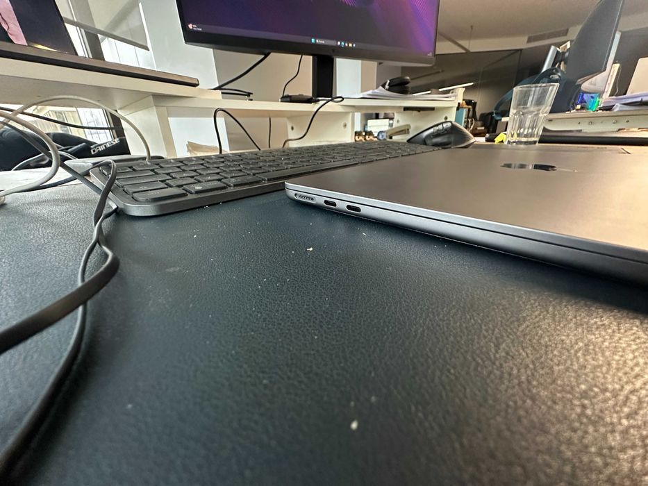 MacBook air M2 2022 rigorosamente novo