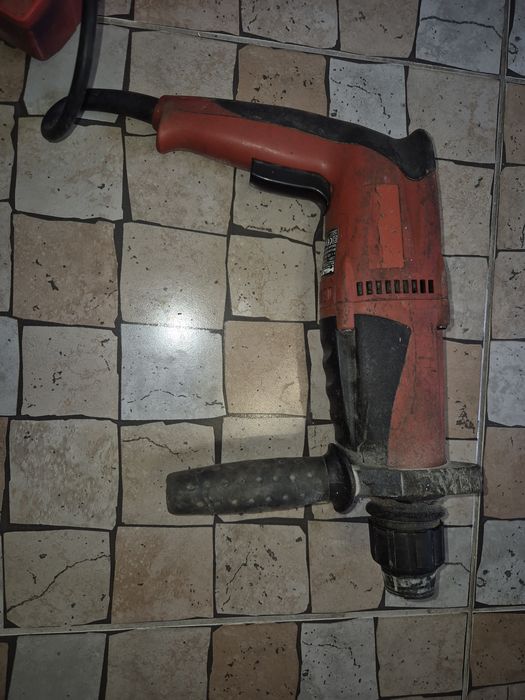 Torna Hilti 600w