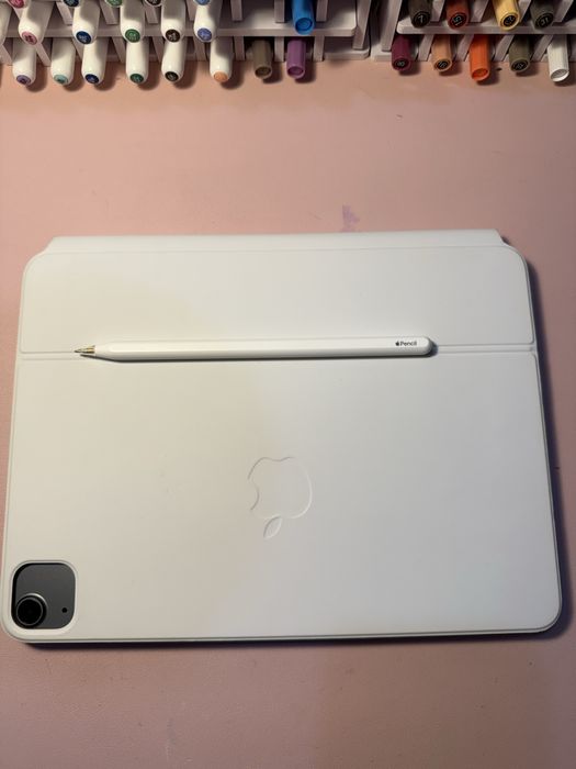 iPad Air 11” 5ª geração 64Gb + Apple Magic Keyboard + Apple Pencil