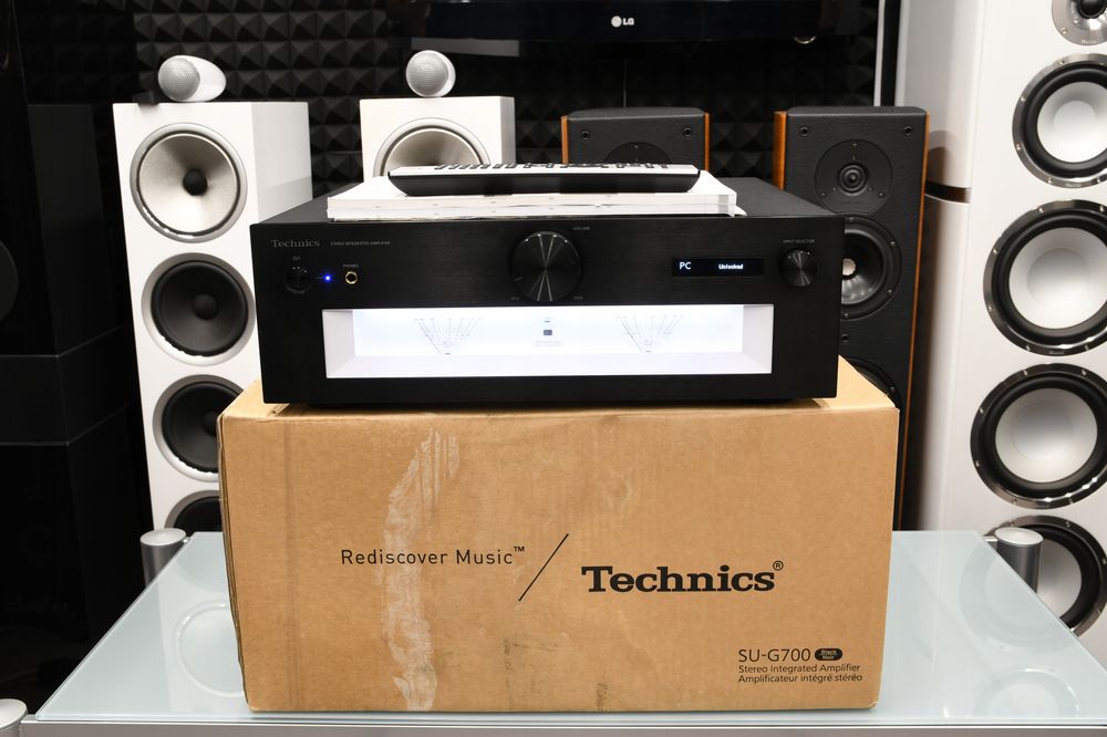 Zadbany wzmacniacz stereo Technics SU-G700 + pilot piękny zestaw