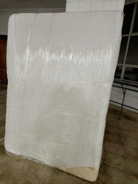 Cama Solteiro c/ colchão e estrado