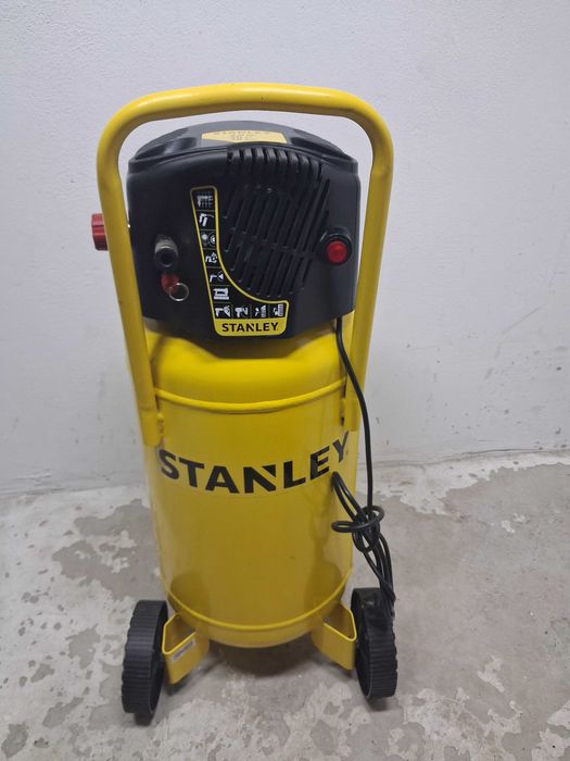 Kompresor Pionowy Stanley 50 Litr Powystawowy 8 bar