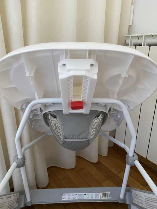 Andador bebé com base anti-virar