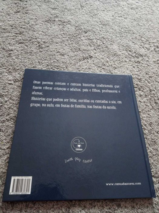 Livro Cantos e Contos Tradicionais– Ana Maria Magalhães, Isabel Alçada