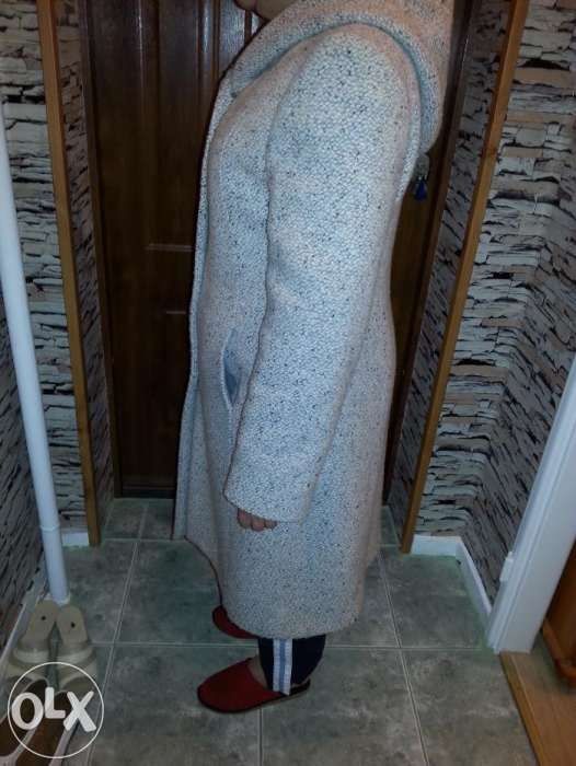sprzedam plaszcz damski lekki.welniany nowy prakt.