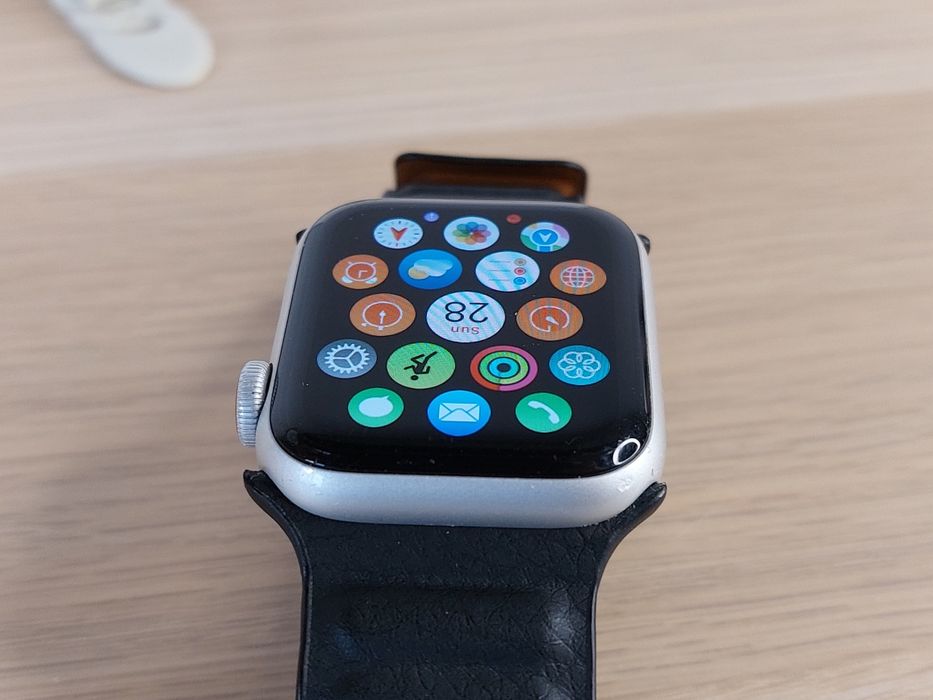 Apple Watch SE 40mm LTE Cellular