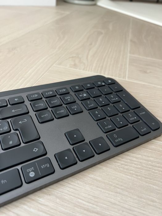 Logitech MX Keys klawiatura