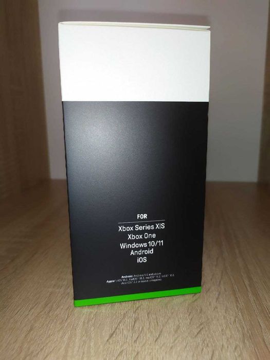 Новий геймпад 8BitDo Ultimate 3-mode Controller for Xbox / PC (Hall Effect)