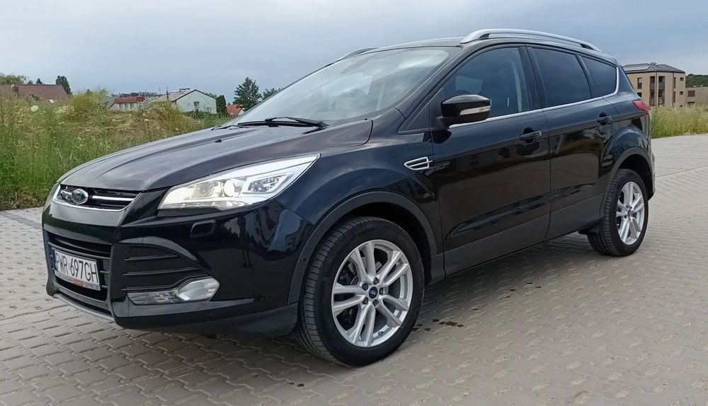 Ford Kuga Ford Kuga Titanium 2.0 TDCi 163 KM 4x4 | Bogate wyposażenie | 178 000