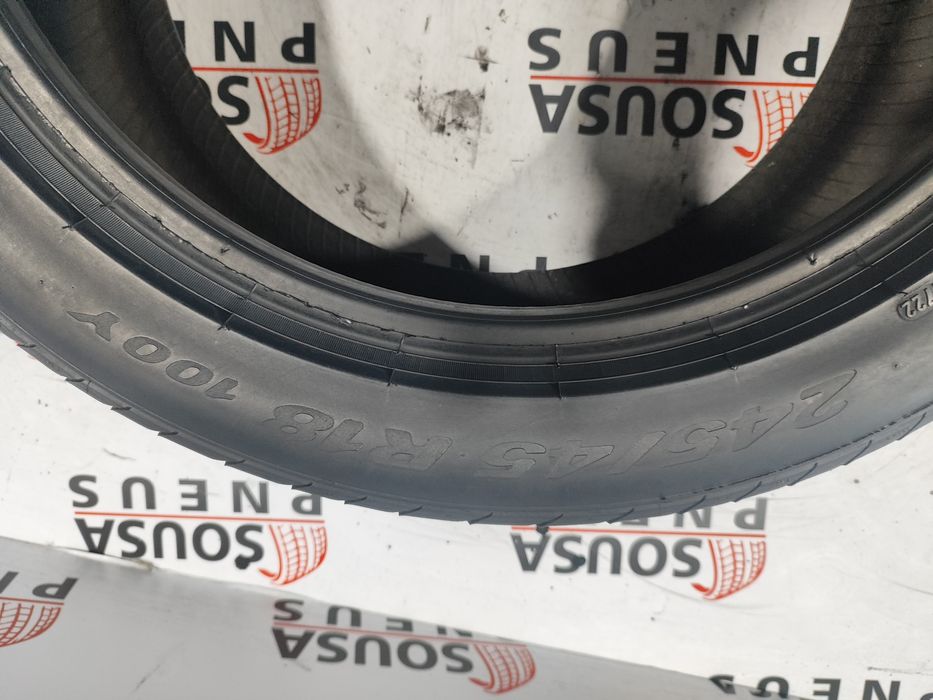 2 pneus semi novos 245/45R18 Pirelli - Oferta dos Portes