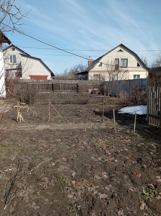 Будинок в Старому Білорусі в житловому стані.
