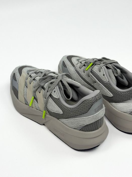 Adidas Lightblaze кросівки