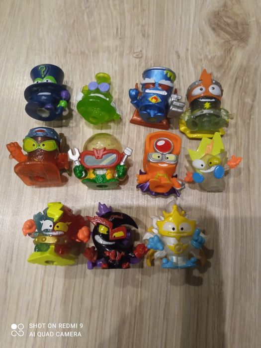 Figurki super zings ultra rare