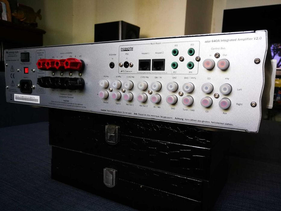 Cambridge Audio Azur A640 V2 Amplificador integrado excelente estado