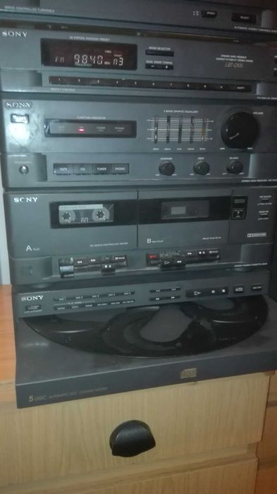 Vendo aparelhagem de som Hi-Fi Sony LBT D105.