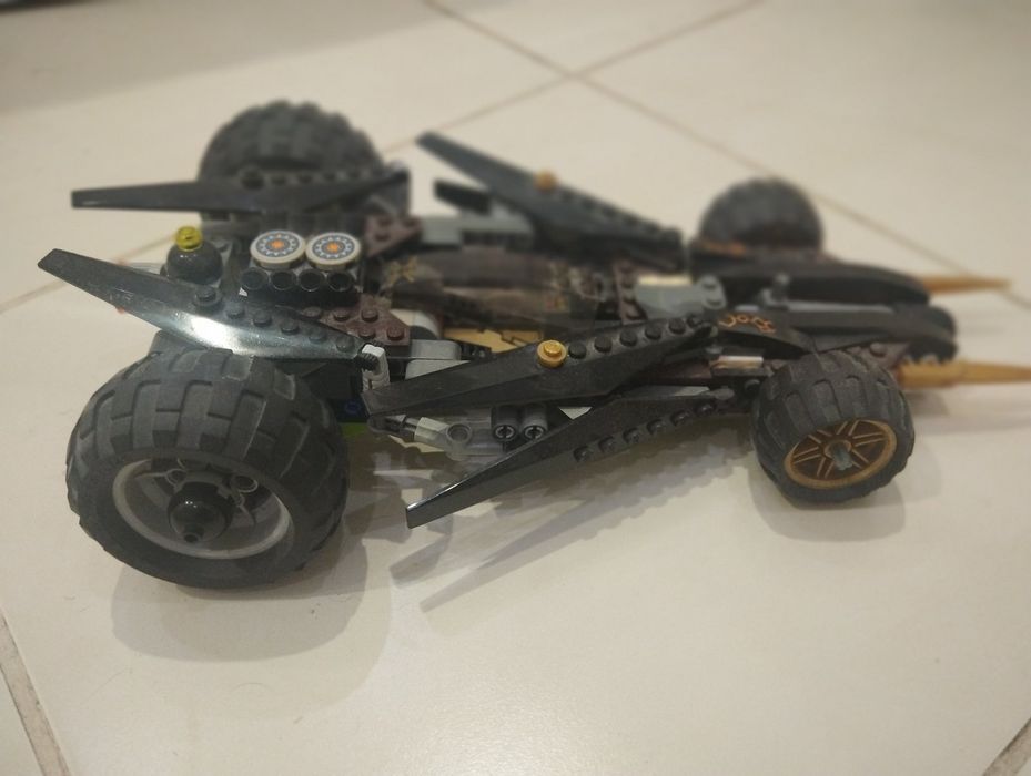 Lego атака Koula 9444