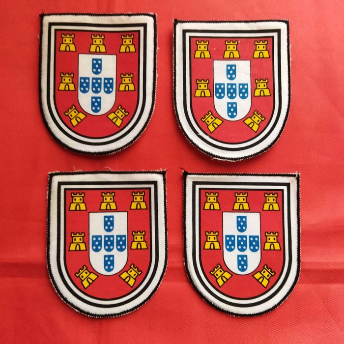 4 Emblemas escudo de Portugal.