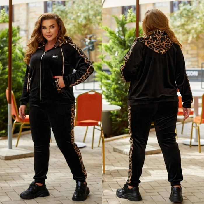 Костюм. Великі розміри