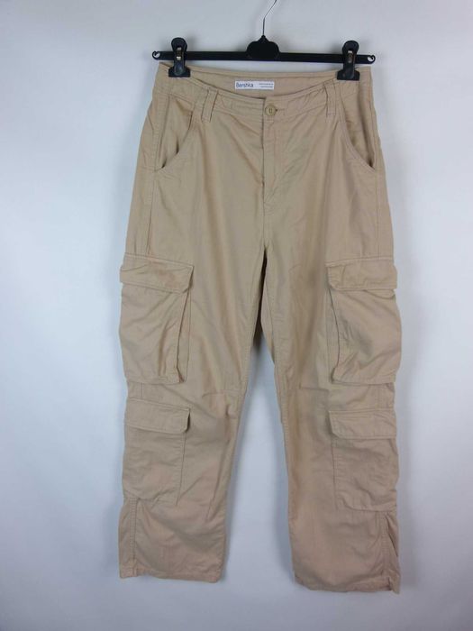Bershka damskie spodnie bojówki bawełna / 38