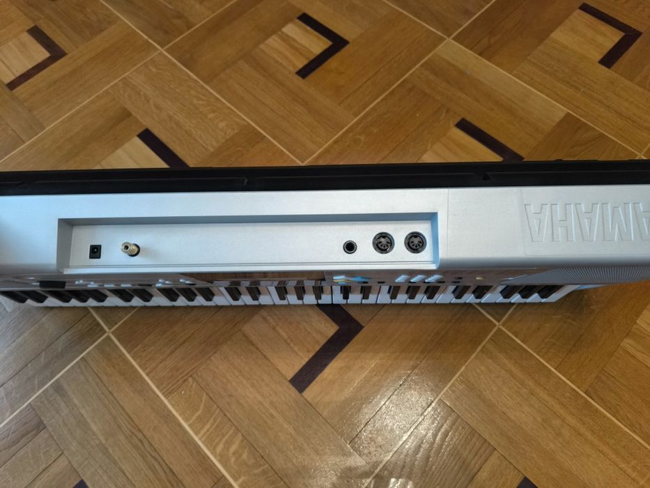 Синтезатор Ямаха Yamaha PSR - E323