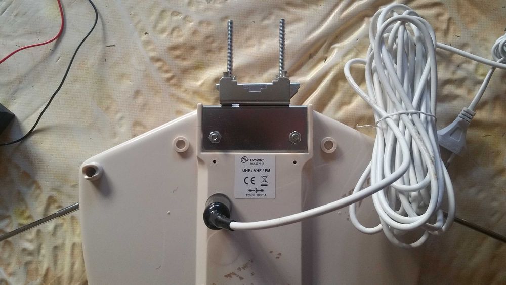 Antena tdt omnidirecional 360 caravana/camping/barco com amplificador