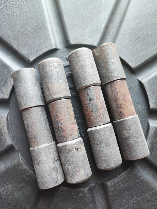 Тройная петля двери