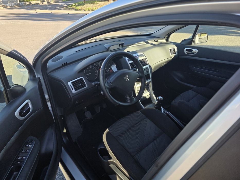 Carro Peugeot 307