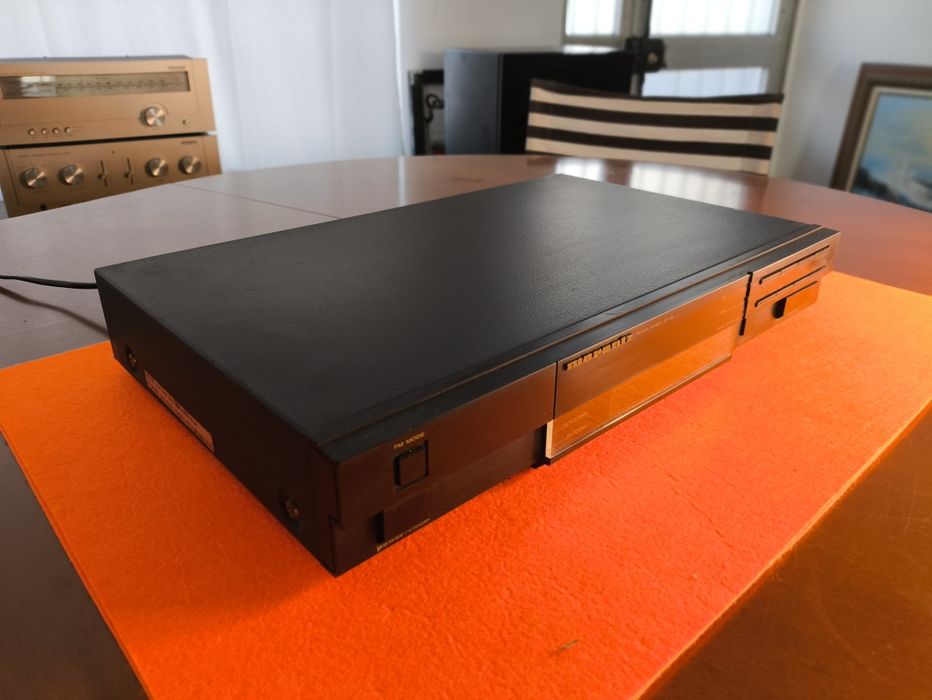 MARANTZ  Tuner ST- 35