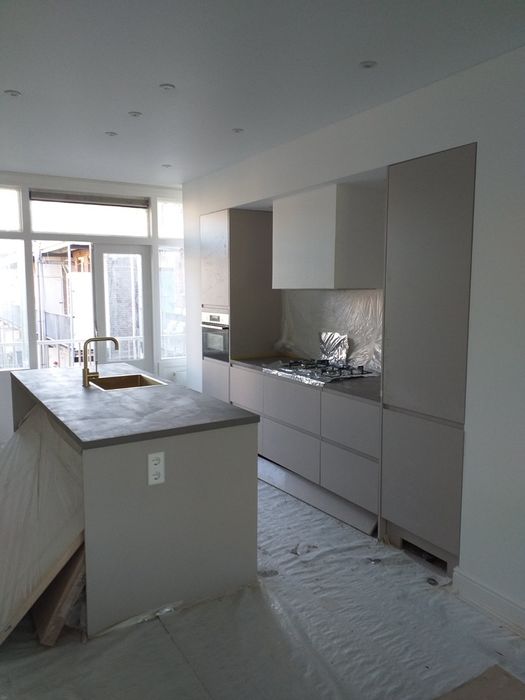 Укладка плитки, плиточник