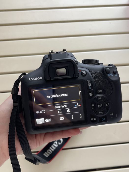 Canon 2000d + Lente 18-55mm