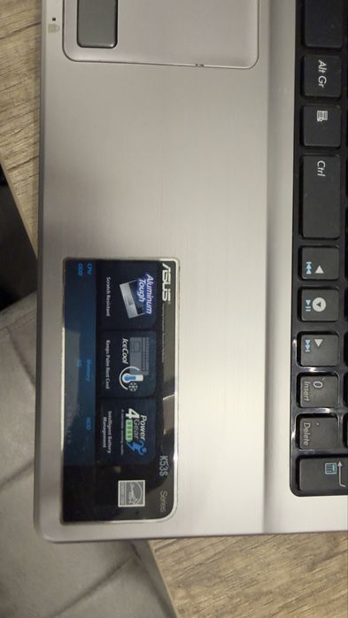 Asus portatil:  I5, 8gb, 512bg ssd, 15”