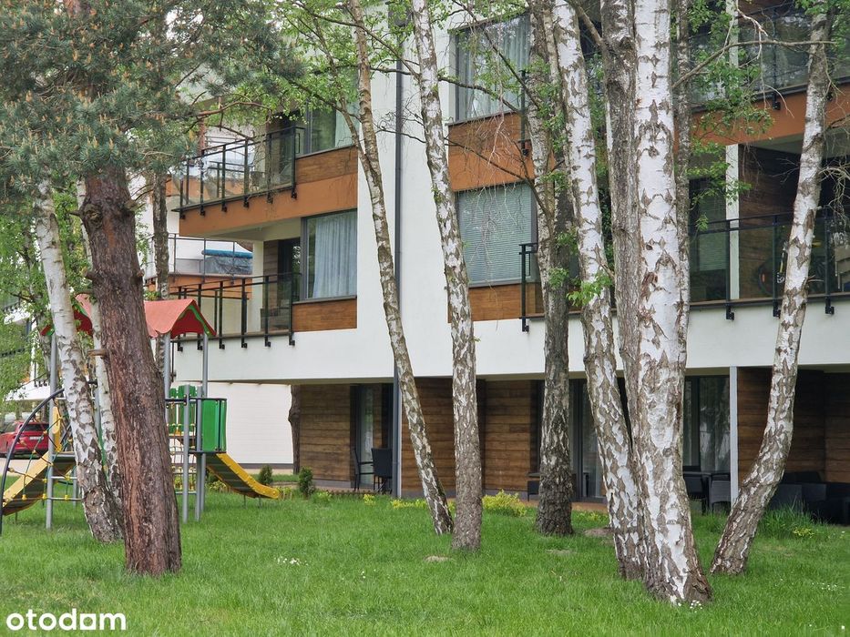 Przestronne mieszkanie z balkonem i garażem w apartamentowcu