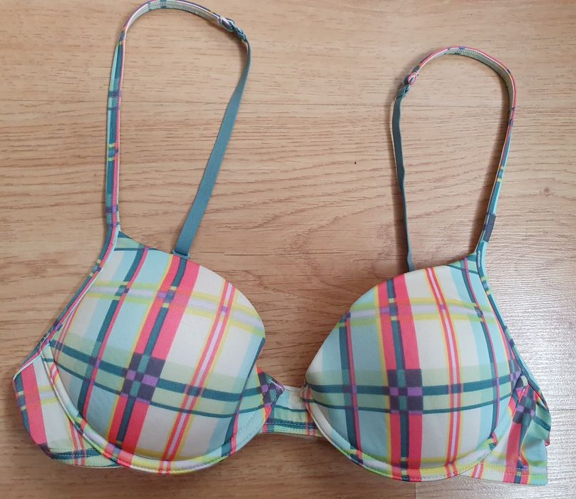 Biustonosz marki Calvin Klein 70B/32B