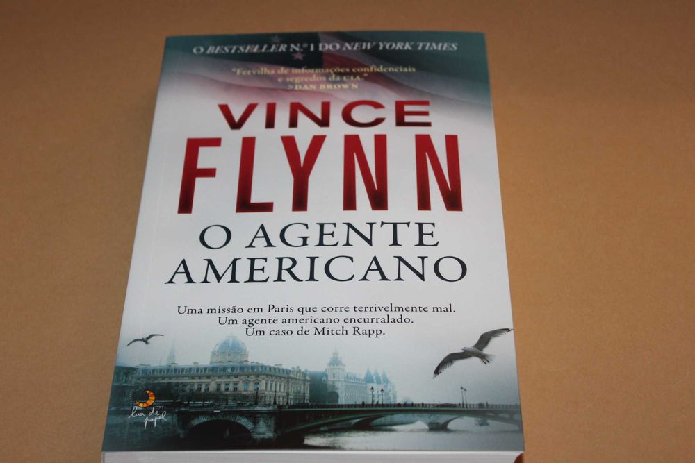 O Agente Americano// Vimce Flynn