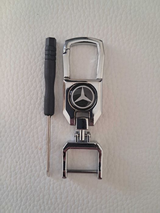 Porta-chaves Mercedes-Benz Metálico com Estrela e Mini Chave de Fendas — Novo / Selado