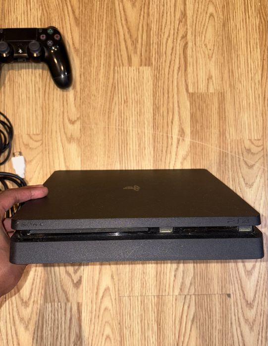 Ps4 slim 500gb + comando