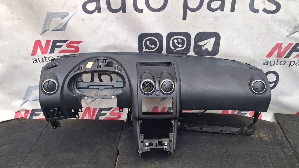Торпеда, Панель безпеки, Airbag, Торпедо Nissan Qashqai j10 68030JD90A