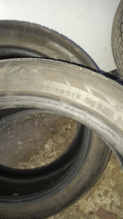 Opony zimowe 235/45 R 18