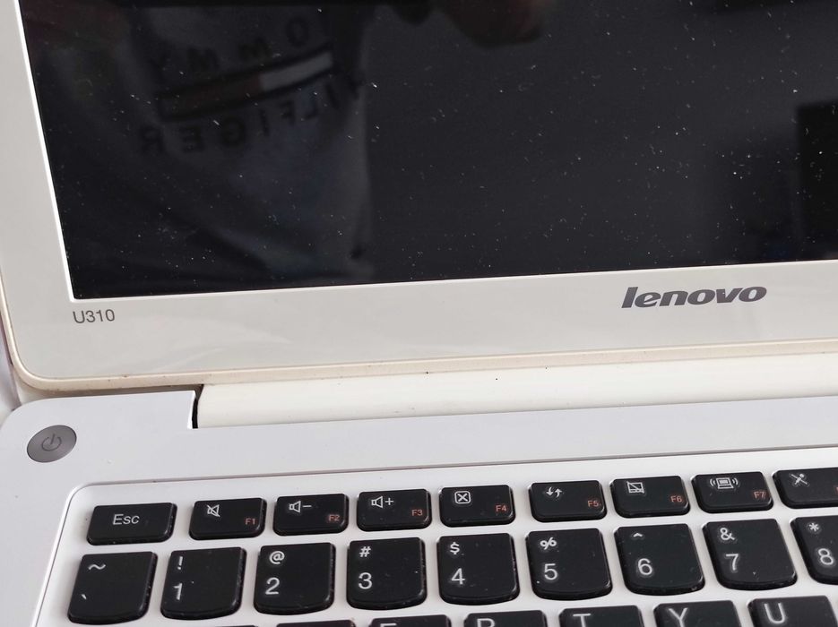 Laptop lenovo U310