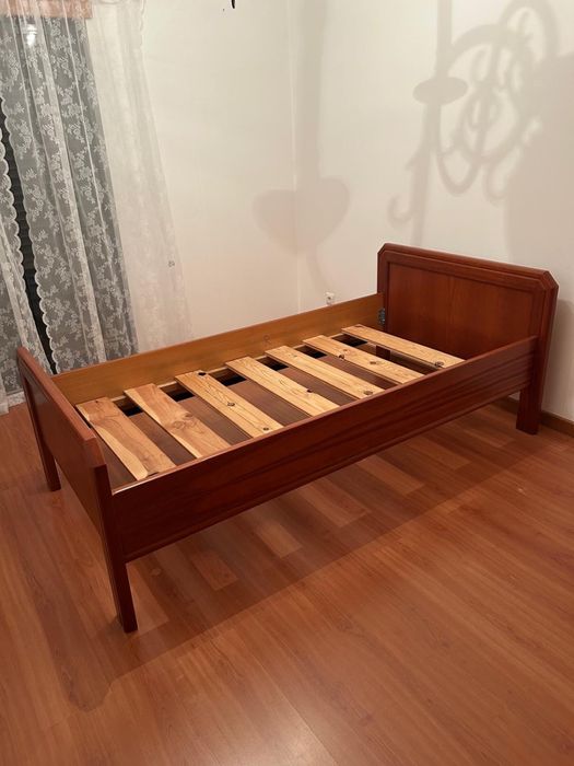 Cama madeira solteiro