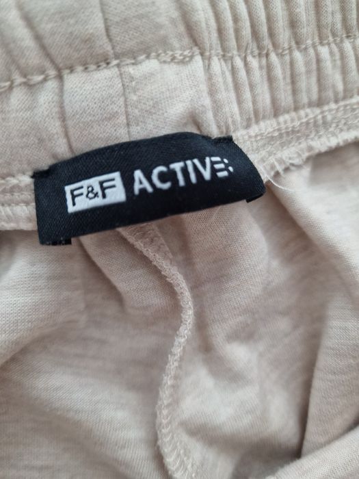 Spodnie dresy"F&F".
