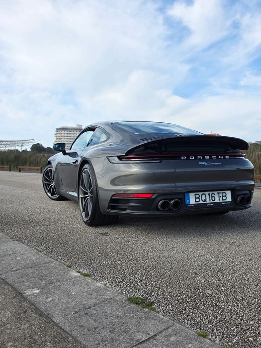Porsche 911 (992) Carrera 4 PDK