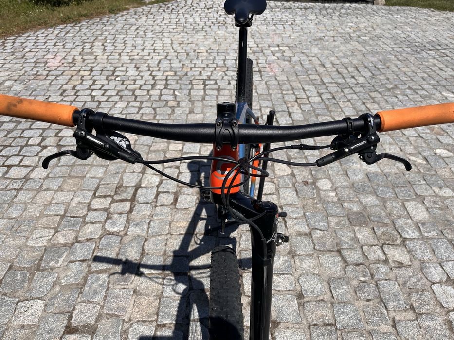 Cannondale c/ lefty ocho