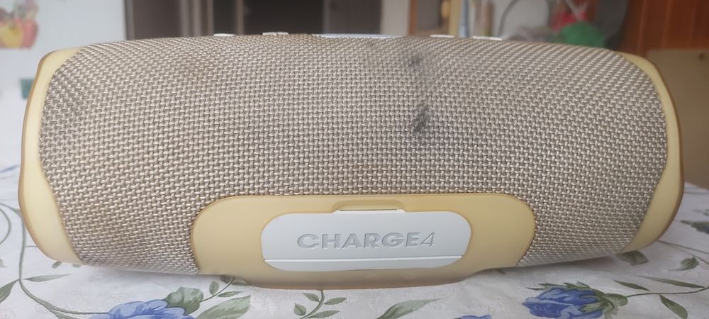 JBL Charge 4 White Оригінал