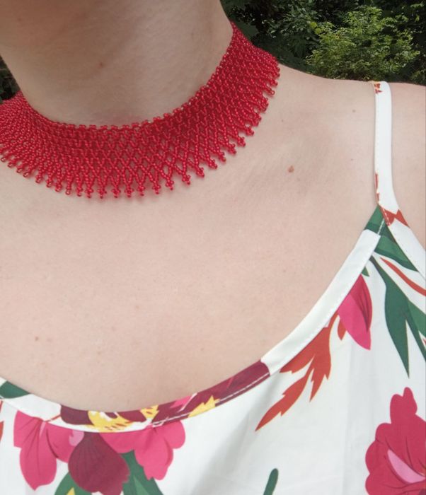 Силянки прикраси на шию з бісеру ручної робити