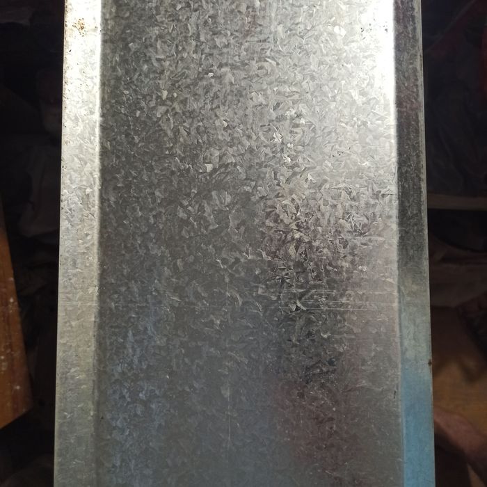 Відлив оцинкований для вікон і даху