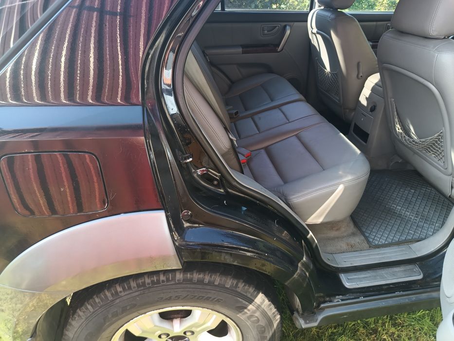 Kia Sorento  3,5 B+G 2004